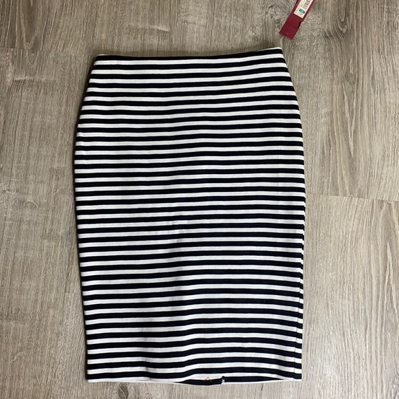 Merona Pencil Skirt striped - Picture 2 of 5